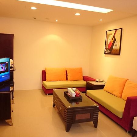 เอซ โฮเต็ล Hotel เมืองฮวาเหลียน ภายนอก รูปภาพ
