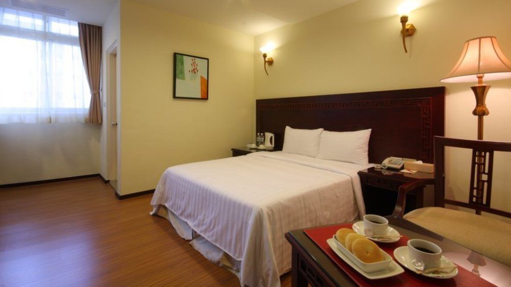 เอซ โฮเต็ล Hotel เมืองฮวาเหลียน ภายนอก รูปภาพ