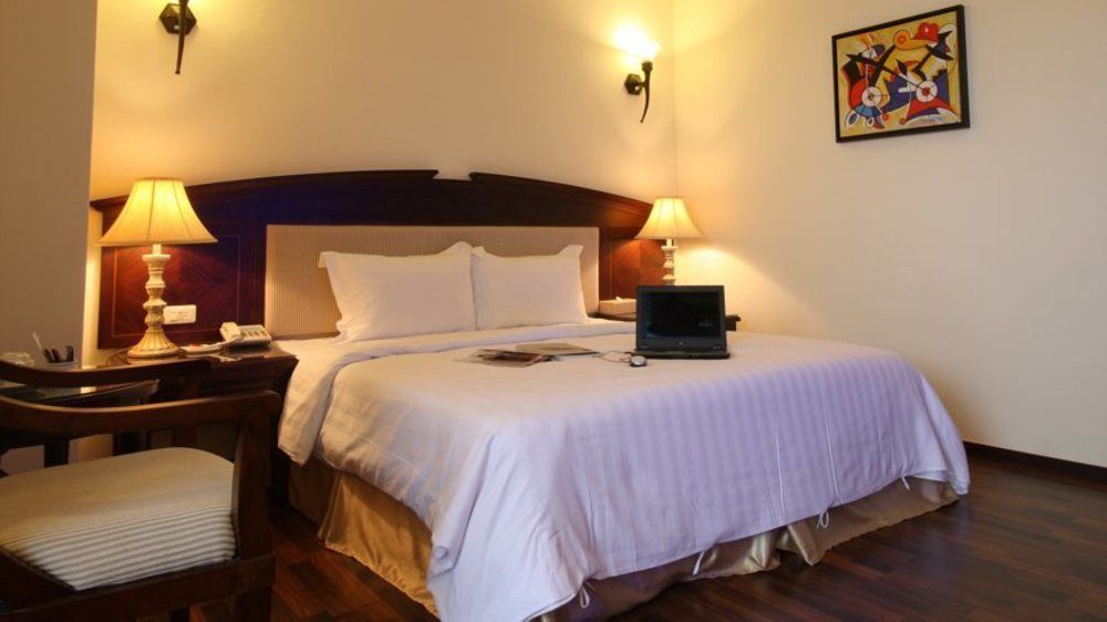 เอซ โฮเต็ล Hotel เมืองฮวาเหลียน ภายนอก รูปภาพ