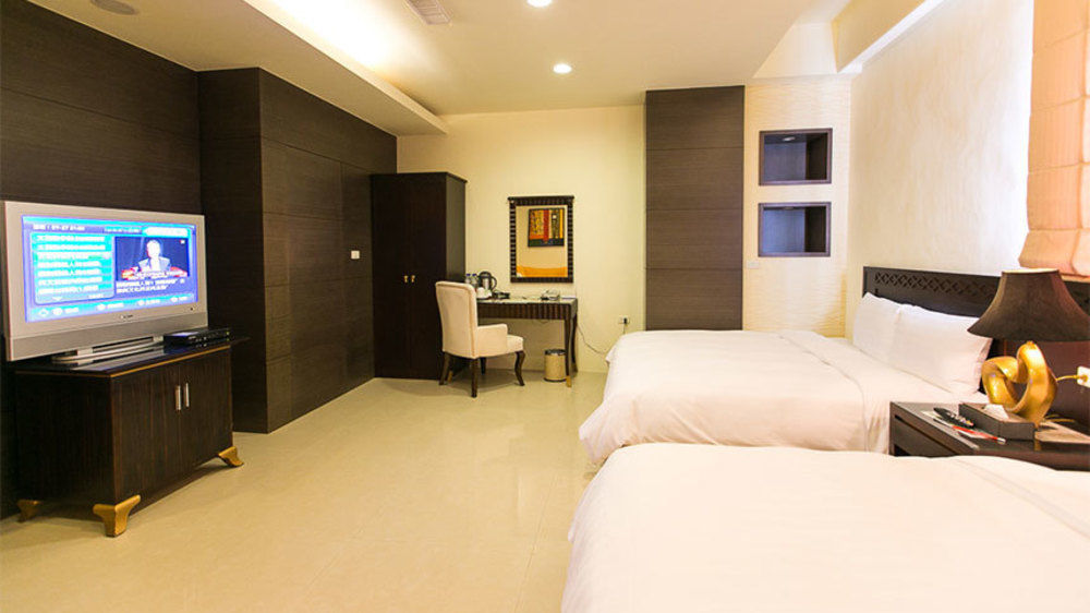 เอซ โฮเต็ล Hotel เมืองฮวาเหลียน ภายนอก รูปภาพ