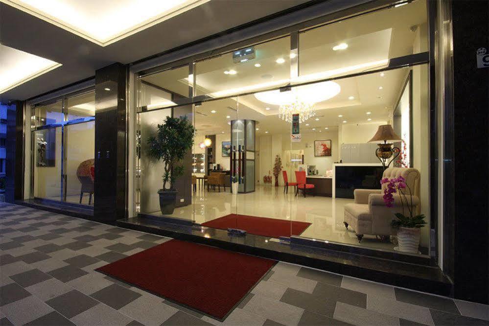เอซ โฮเต็ล Hotel เมืองฮวาเหลียน ภายนอก รูปภาพ
